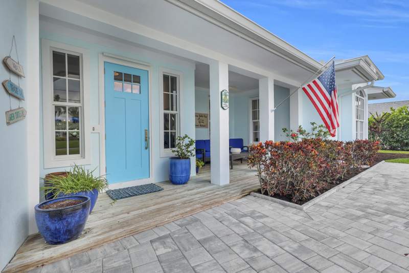 4 bedroom Single Family Residence at 236 Fairway, Tequesta Country Club, Tequesta — photo 5