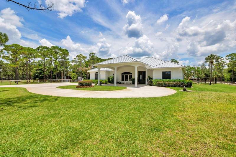 5 bedroom Single Family Residence at 14819 Broken Arrow Place, Caloosa, Palm Beach Gardens — photo 2