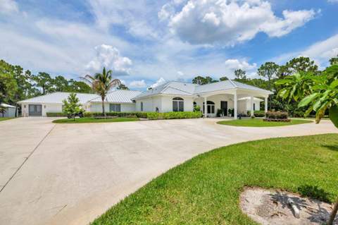14819 Broken Arrow Place, Palm Beach Gardens FL - photo 11 of 119