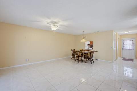 676 Laconia Circle #B, Lake Worth FL - photo 9 of 55