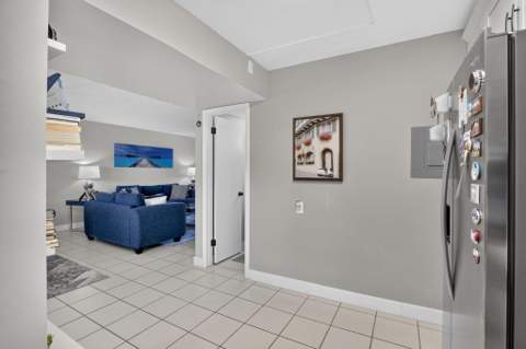 9923 S Hollybrook Lake Drive #305, Pembroke Pines FL - photo 14 of 37