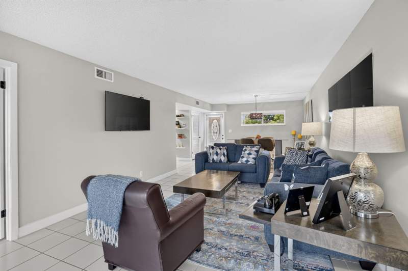 2 bedroom Condominium at 9923 S Hollybrook Lake Drive #305, Hollybrook Golf and Tennis Club, Pembroke Pines — photo 4