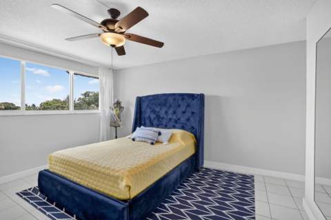 9923 S Hollybrook Lake Drive #305, Pembroke Pines FL - photo 19 of 37