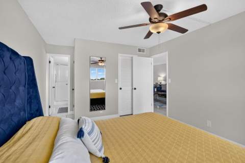 9923 S Hollybrook Lake Drive #305, Pembroke Pines FL - photo 17 of 37