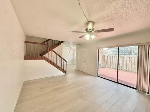 255 Lake Arbor Drive, Palm Springs FL - photo 19 of 34