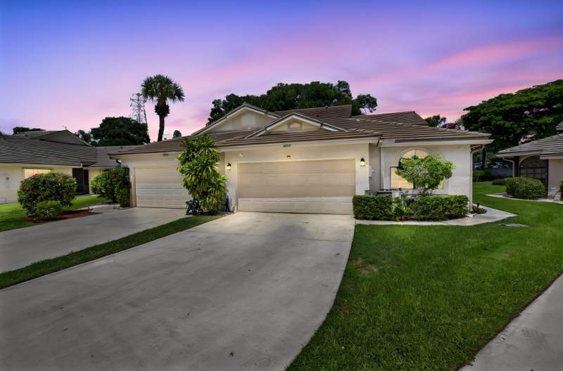 3 bedroom Villa at 10984 Stafford Circle, Brighton Lakes, Boynton Beach — photo 2