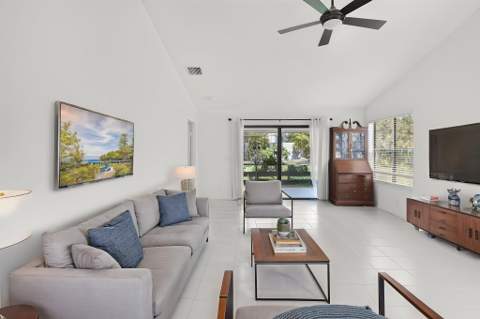 10984 Stafford Circle, Boynton Beach FL - photo 13 of 59