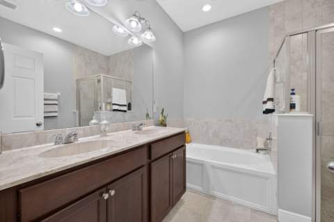 9760 Palm Breezes Drive, Fort Pierce FL - photo 24 of 57