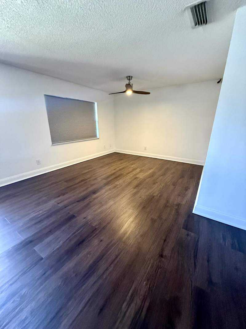 1 bedroom Condominium at 6030 Indrio Road #5, Indian Pines Village, Fort Pierce — photo 4