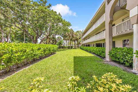 100 Royal Palm Way #1030, Boca Raton FL - photo 24 of 26