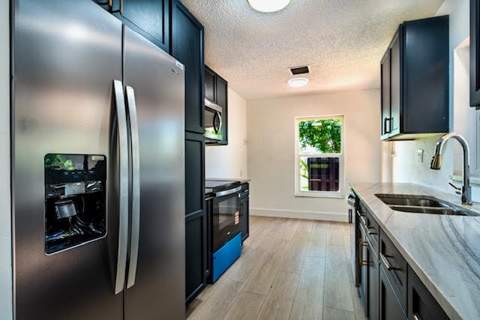 5430 Mirror Lakes Boulevard, Boynton Beach FL - photo 11 of 33