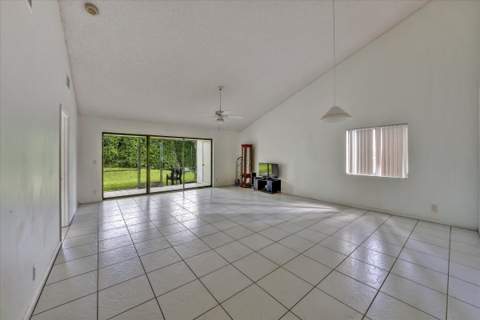 100 Sunshine Boulevard, Royal Palm Beach FL - photo 13 of 34