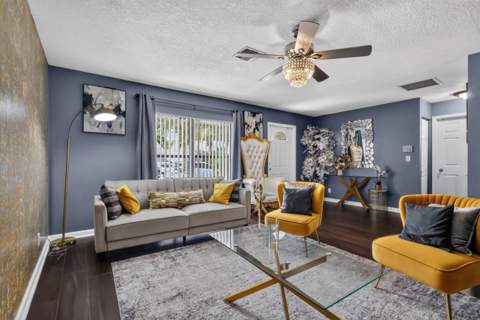 5639 Ithaca Circle, Lake Worth FL - photo 9 of 32