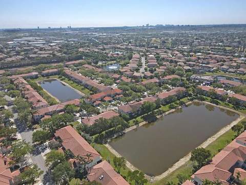8023 Big Pine Way, Riviera Beach FL - photo 24 of 81