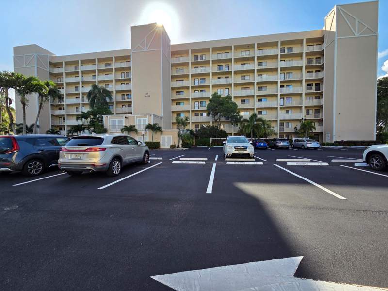 2 bedroom Condominium at 14426 Amberly Lane #203, Huntington Lakes Sec Three Condos, Delray Beach — photo 2
