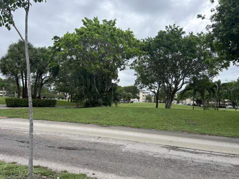 6100 S Falls Cir Drive #105, Lauderhill FL - photo 9 of 11