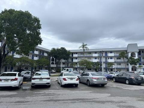 6100 S Falls Cir Drive #105, Lauderhill FL - photo 10 of 11