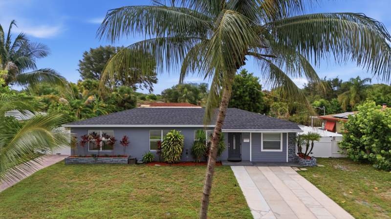 3 bedroom Single Family Residence at 434 Australian Circle, Kelsey City, Lake Park — photo 2