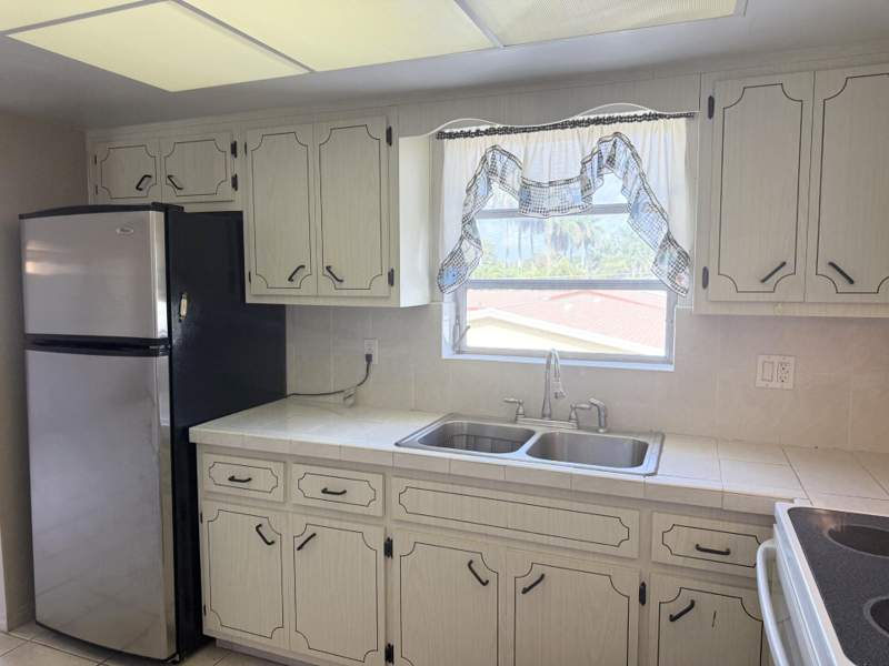2 bedroom Stock Cooperative at 1501 Arthur Street #9, Westchester Arms Co-Op, Hollywood — photo 3