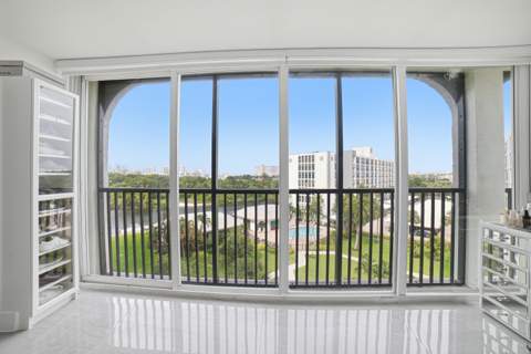 1627 Riverview Road #615, Deerfield Beach FL - photo 22 of 54