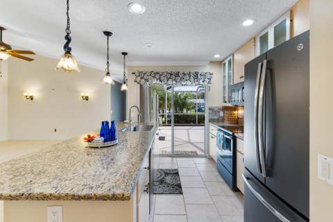 1220 NW Sun Terrace Circle #C, Port St. Lucie FL - photo 6 of 59
