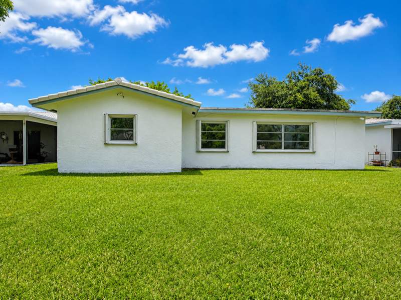 2 bedroom Single Family Residence at 1266 NW 82nd Avenue, Lauderdale West 2 Sec, Plantation — photo 3