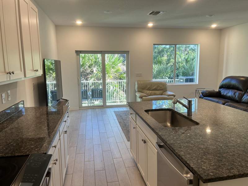 3 bedroom Townhouse at 791 NE Trailside Run, River Place On The St Lucie No. 8, Port St. Lucie — photo 4