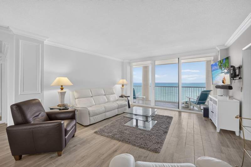 2 bedroom Condominium at 5400 N Ocean Drive #7b, Dunes Condo, Singer Island — photo 4
