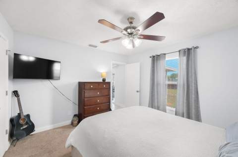 1098 SW Janette Avenue, Port St. Lucie FL - photo 11 of 25