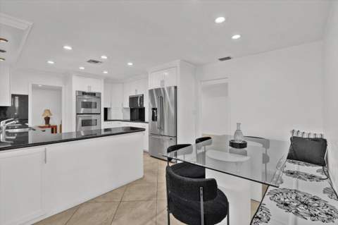 3500 N 45th Avenue, Hollywood FL - photo 13 of 44