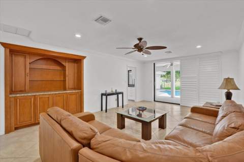 3500 N 45th Avenue, Hollywood FL - photo 17 of 44