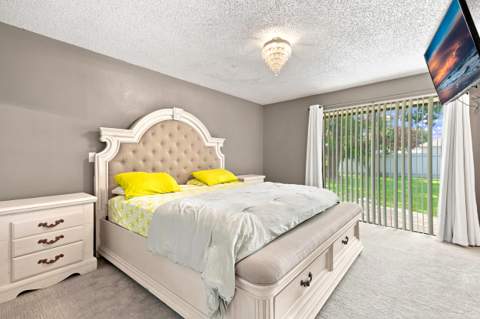 450 SE Thornhill Drive, Port St. Lucie FL - photo 17 of 40