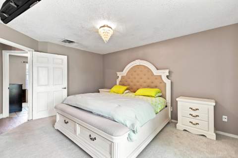 450 SE Thornhill Drive, Port St. Lucie FL - photo 18 of 40