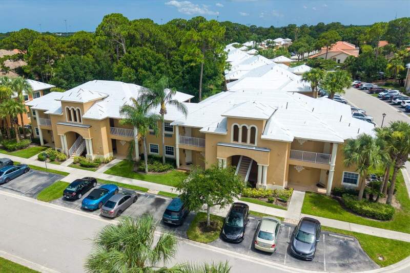 2 bedroom Condominium at 9119 Sand Shot Way, Castle Pines Condominium, Port St. Lucie — photo 2