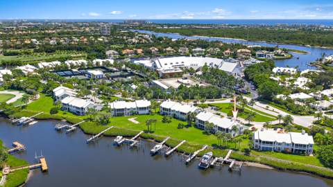 301 Captains Way, Jupiter FL - photo 18 of 46