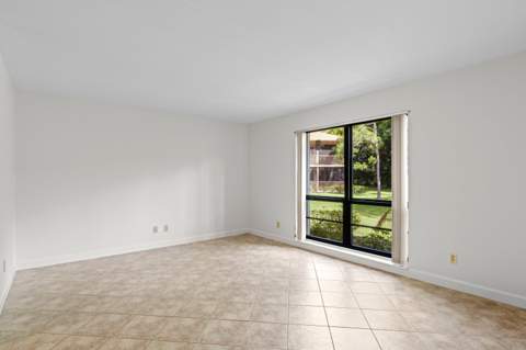 200 Brackenwood Terrace, Palm Beach Gardens FL - photo 17 of 41