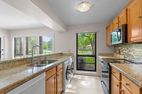 200 Brackenwood Terrace, Palm Beach Gardens FL - photo 12 of 41
