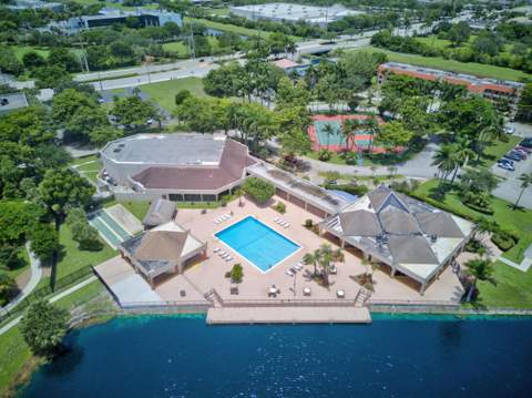 8101 N Sunrise Lakes Drive #112, Sunrise FL - photo 6 of 36