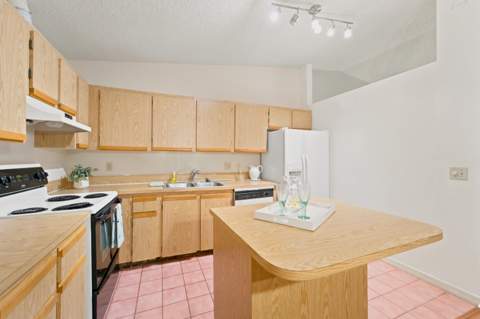4413 Woodstock Drive #A, West Palm Beach FL - photo 9 of 32