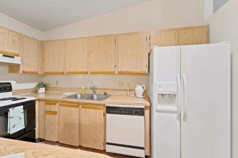 4413 Woodstock Drive #A, West Palm Beach FL - photo 10 of 32