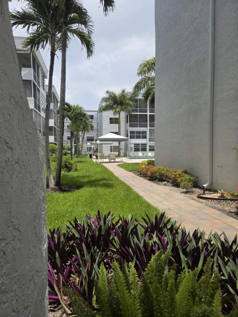 2998 Sunrise Lakes Drive #411, Sunrise FL - photo 21 of 29