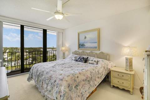 225 S Beach Road #605, Jupiter FL - photo 18 of 61