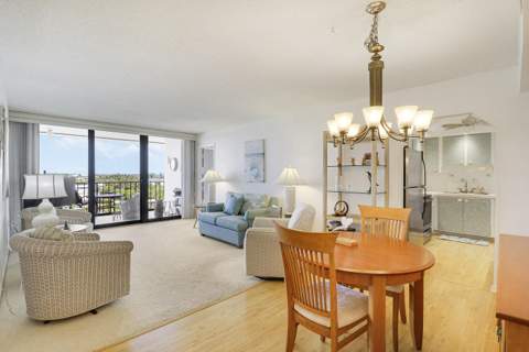 225 S Beach Road #605, Jupiter FL - photo 23 of 61