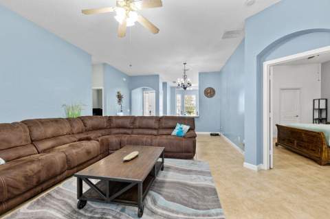 10518 SW Westlawn Boulevard, Port St. Lucie FL - photo 8 of 27
