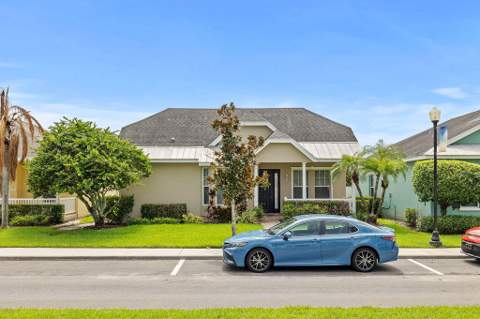 10518 SW Westlawn Boulevard, Port St. Lucie FL - photo 23 of 27
