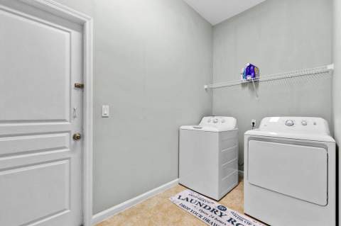 10518 SW Westlawn Boulevard, Port St. Lucie FL - photo 19 of 27