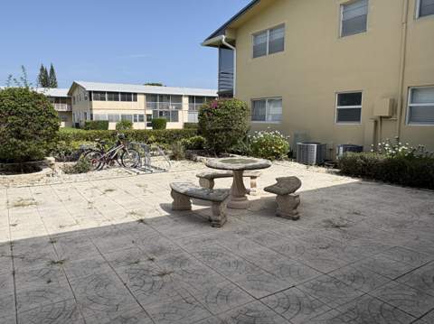 277 Chatham, West Palm Beach FL - photo 14 of 32