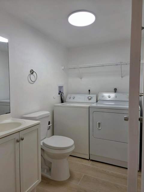22 Springdale Circle, Palm Springs FL - photo 12 of 37
