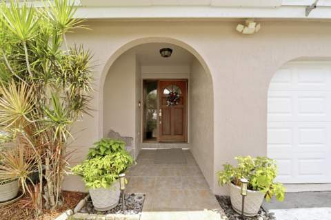 15821 Sedgewyck Circle, Davie FL - photo 10 of 50