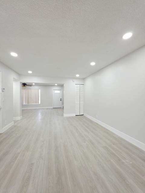 8090 NW 12th Street #D, Margate FL - photo 6 of 29